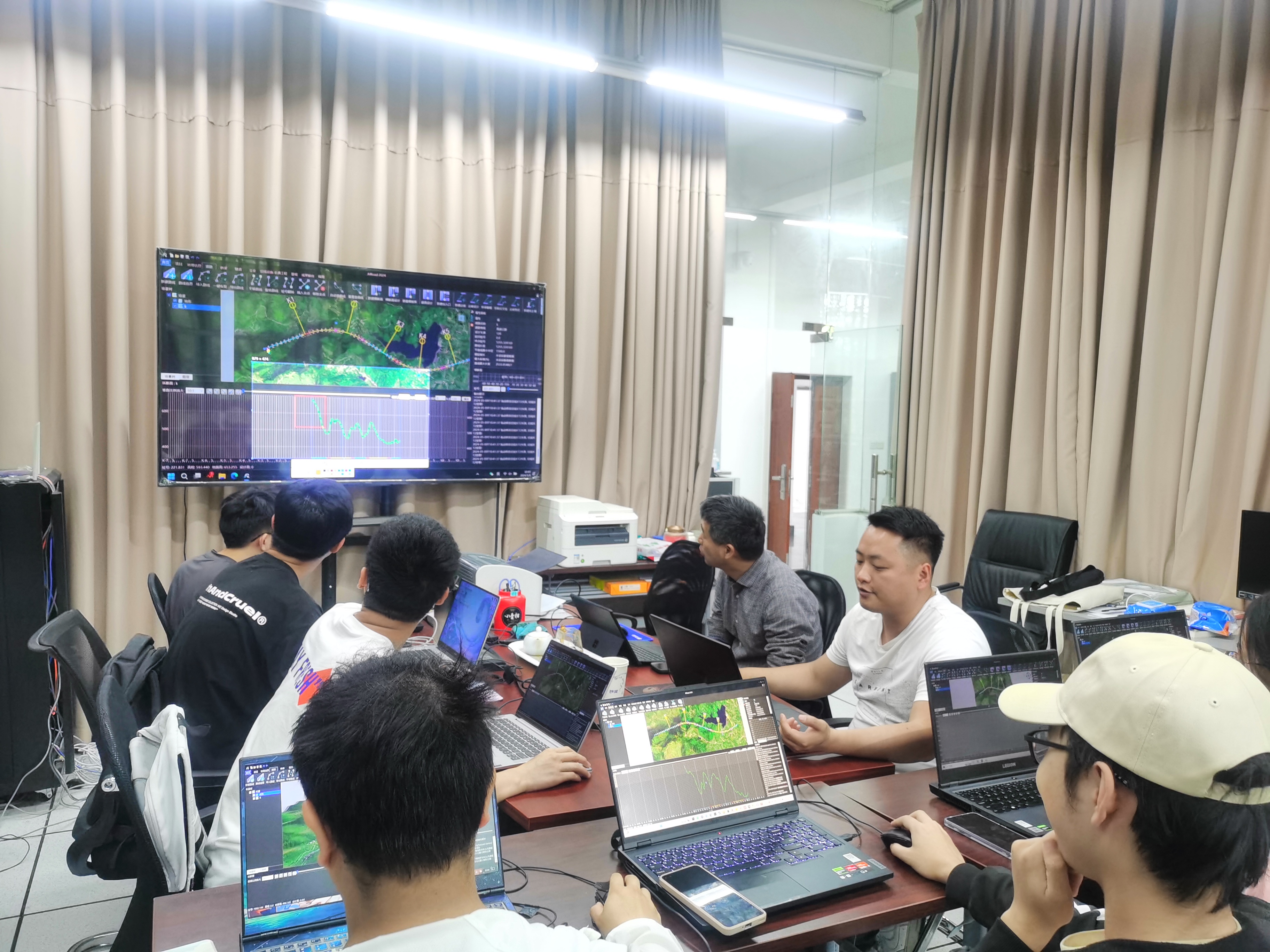 創(chuàng)途信息攜手江蘇狄諾尼助力西南交通大學(xué)土木工程學(xué)院暑期實踐，賦能高校數(shù)字化人才培養(yǎng)(圖2)